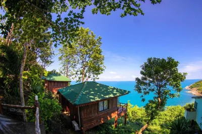 Deluxe Double Room with Sea View — Phangan Utopia Resort